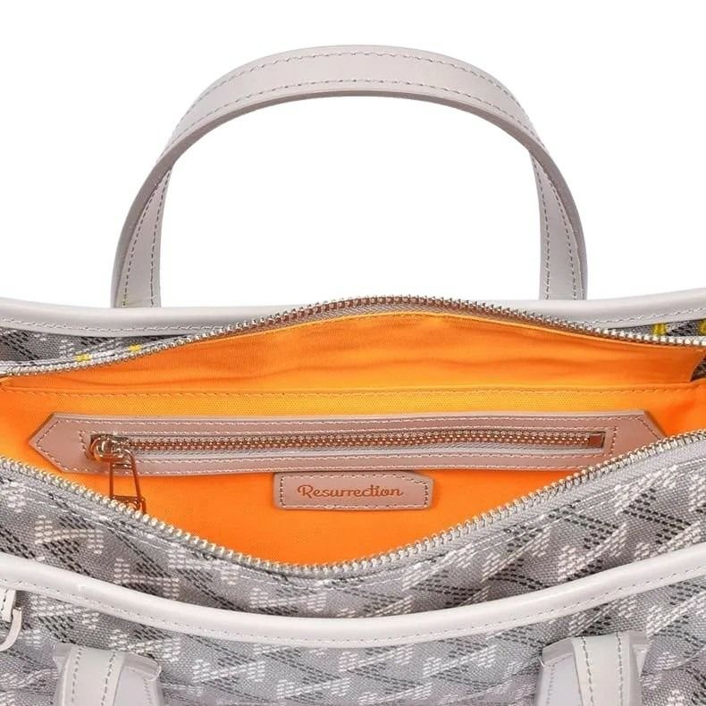 レザレクションのカートバッグ