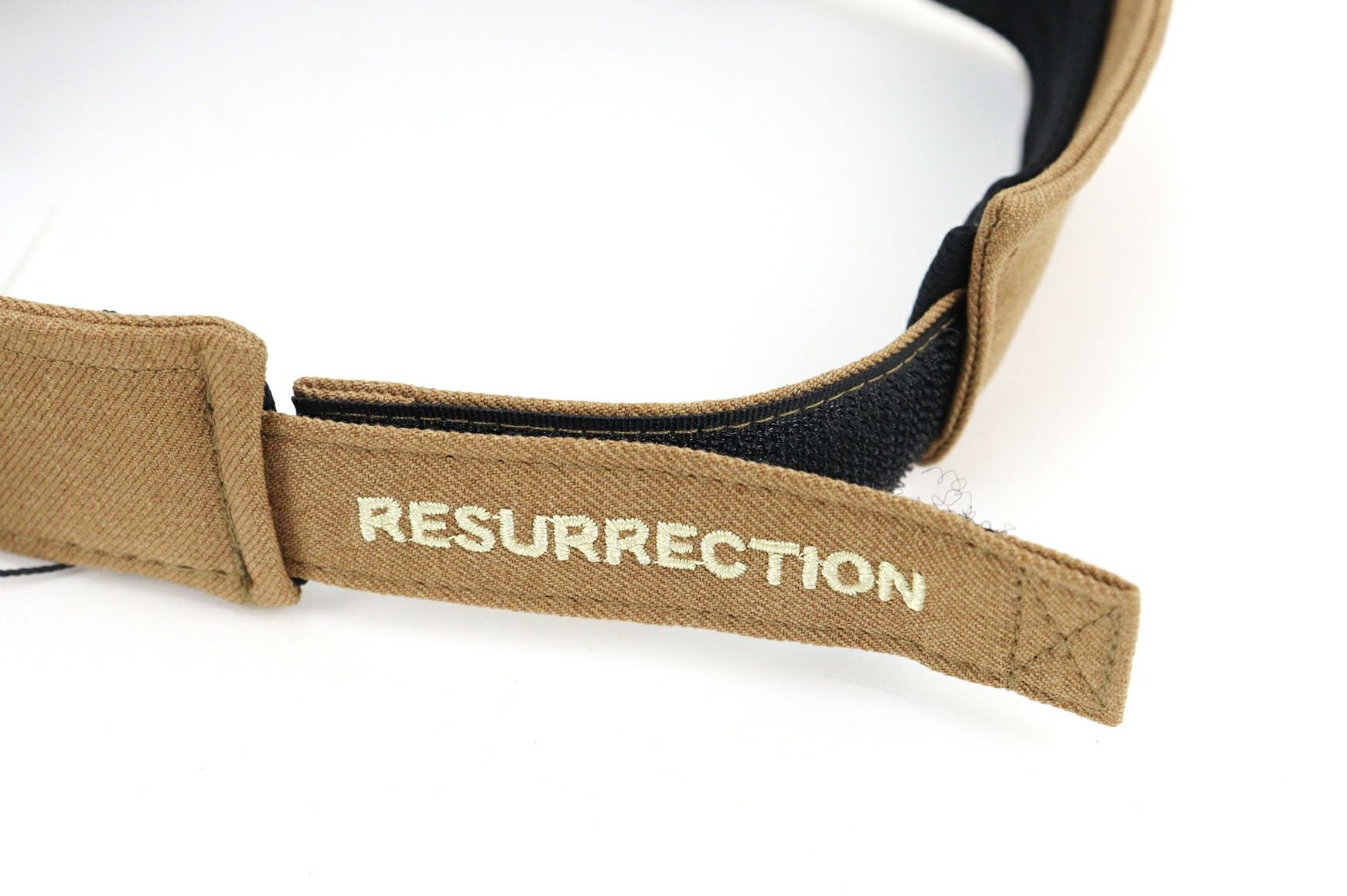 レザレクションのサンバイザー