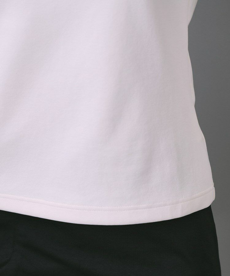 アダバットストリームのハイネックシャツ