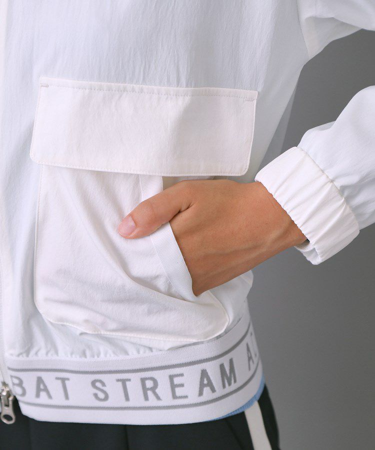 アダバットストリームのブルゾン