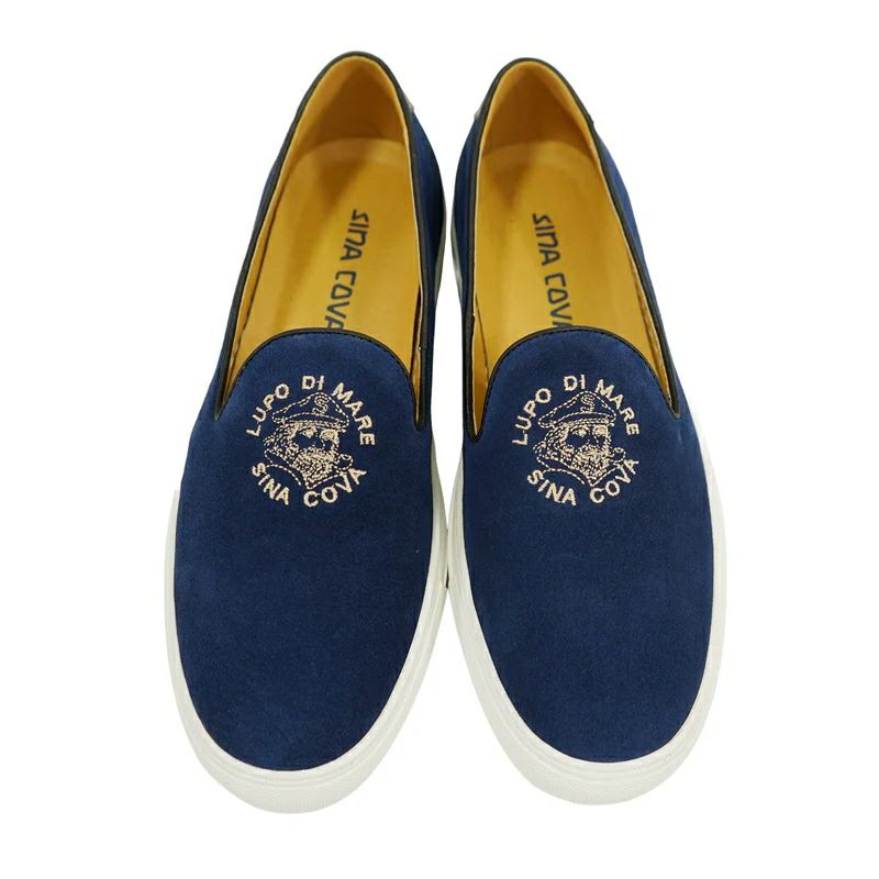 シナコバのカジュアルシューズ