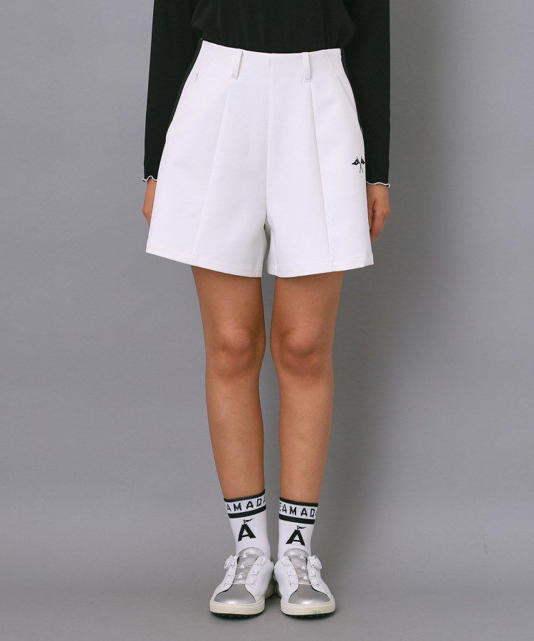 アダバットストリームのショートパンツ