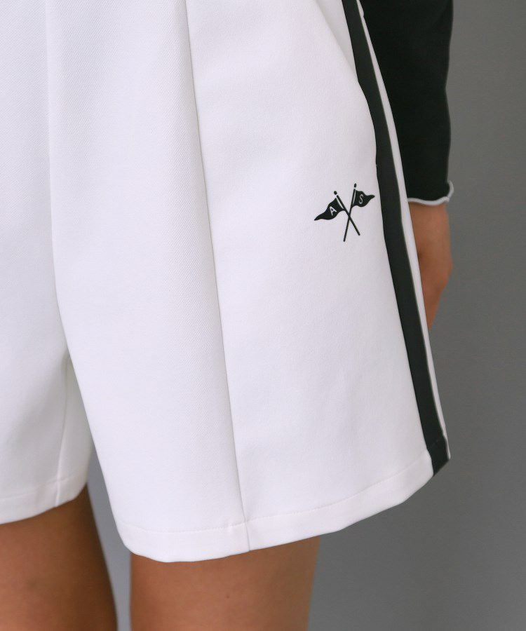 アダバットストリームのショートパンツ