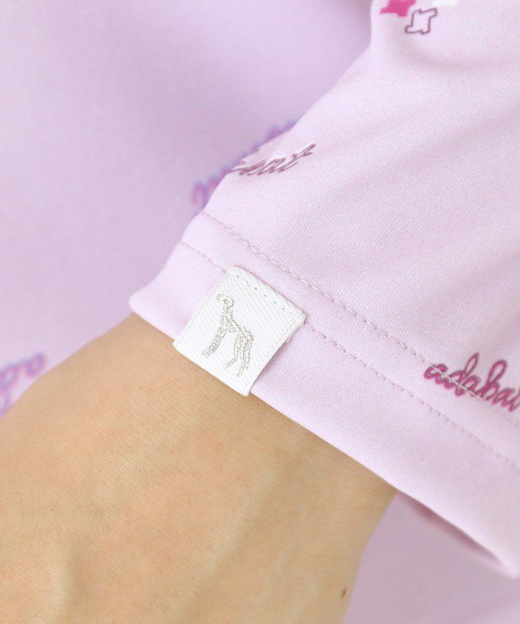 アダバットのハイネックシャツ