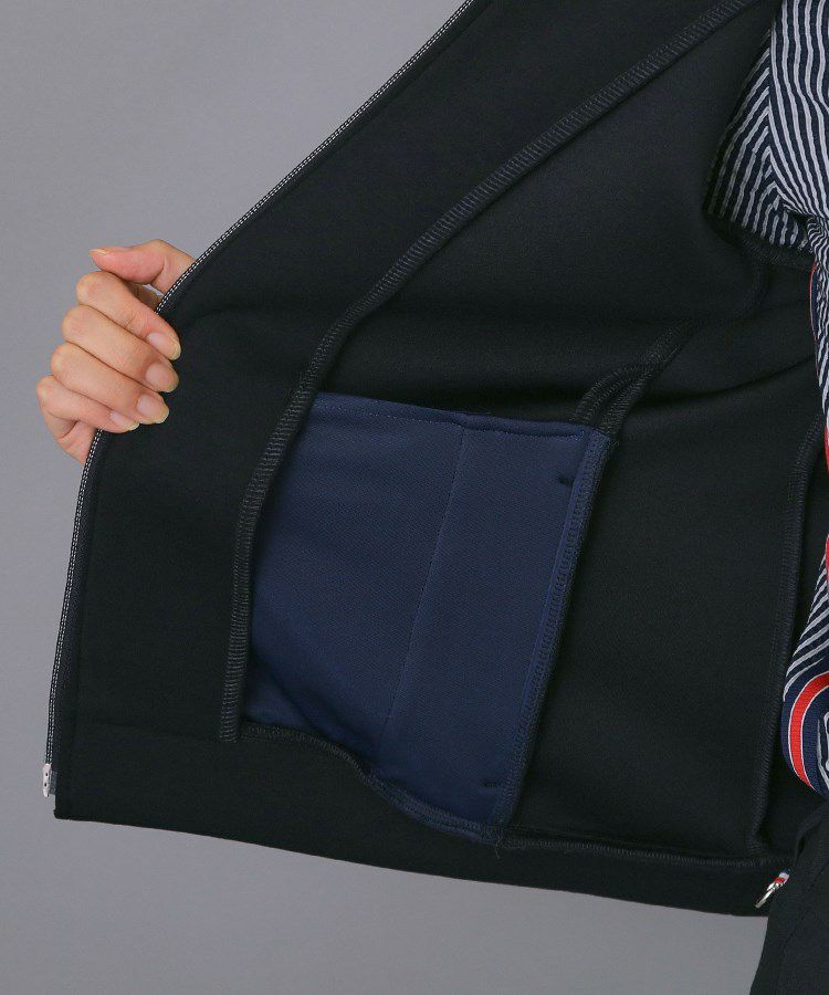 アダバットのブルゾン