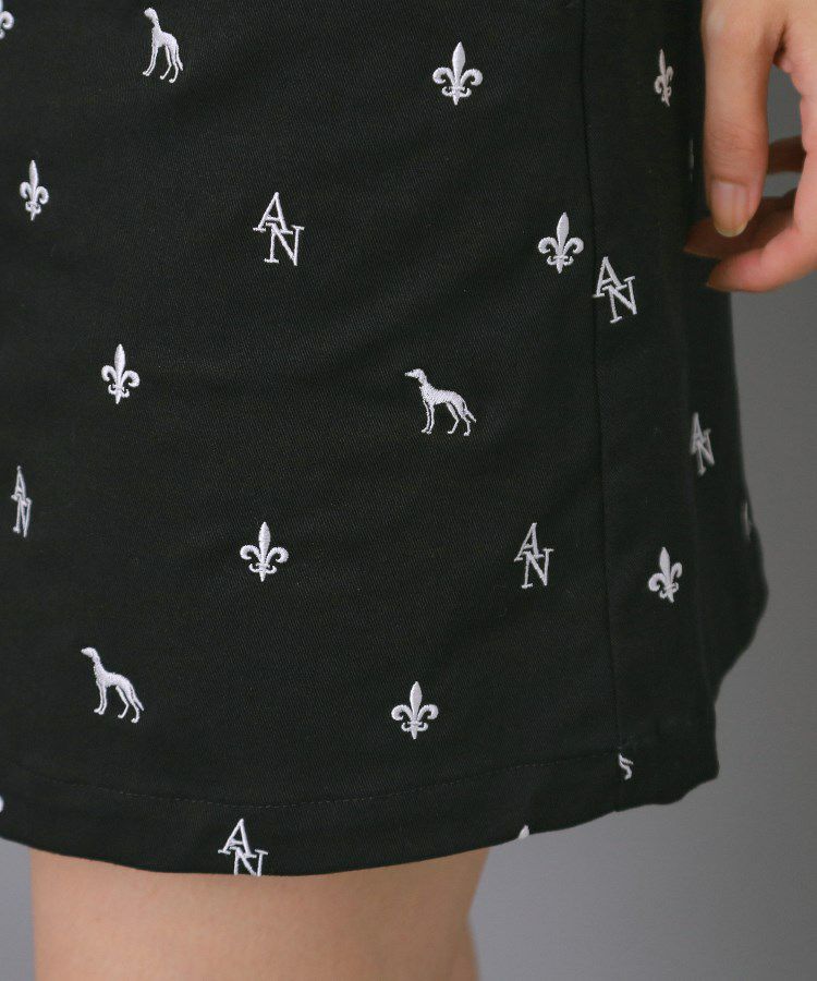 アダバットのスカート