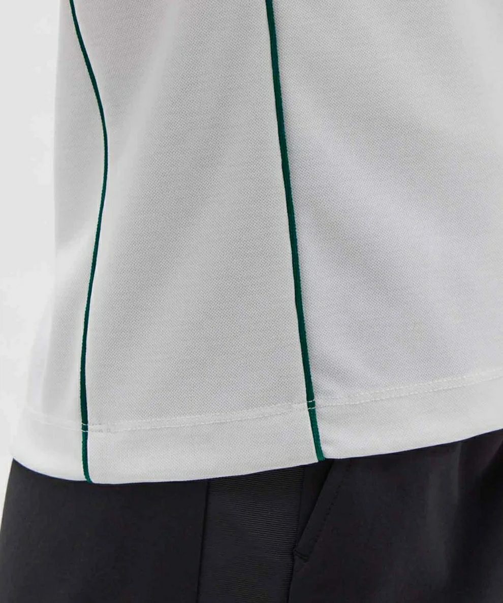 マンシングウエアのハイネックシャツ