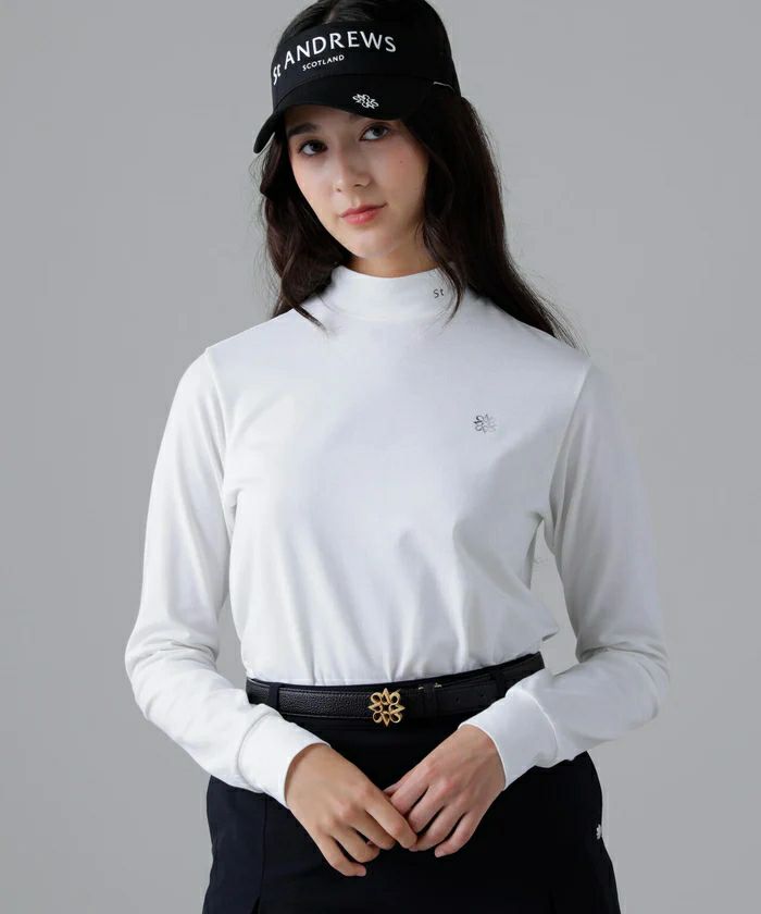 セントアンドリュースのハイネックシャツ