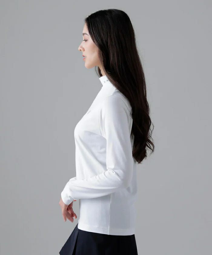 セントアンドリュースのハイネックシャツ