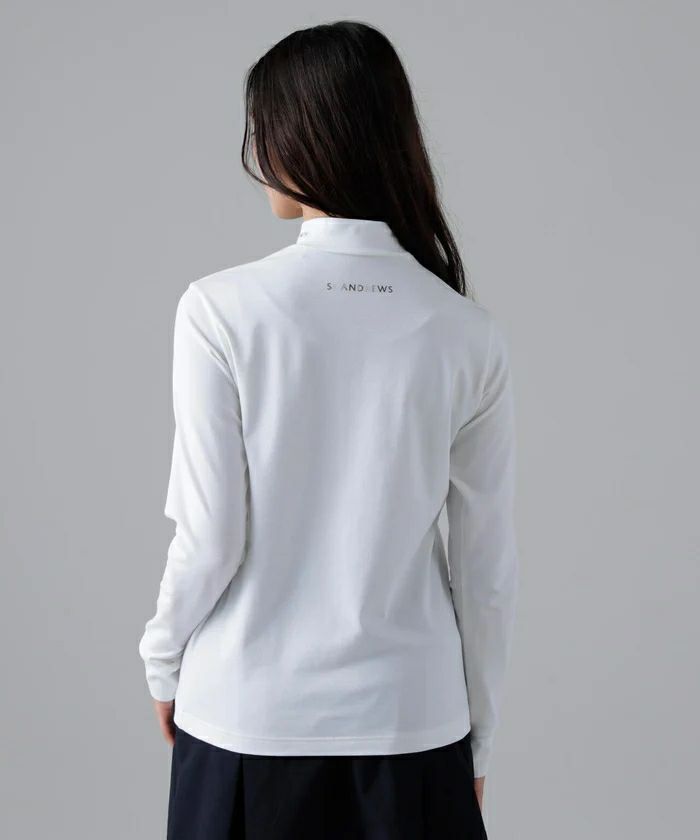 セントアンドリュースのハイネックシャツ