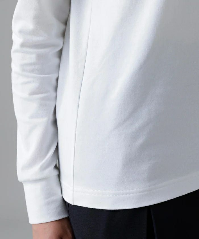 セントアンドリュースのハイネックシャツ