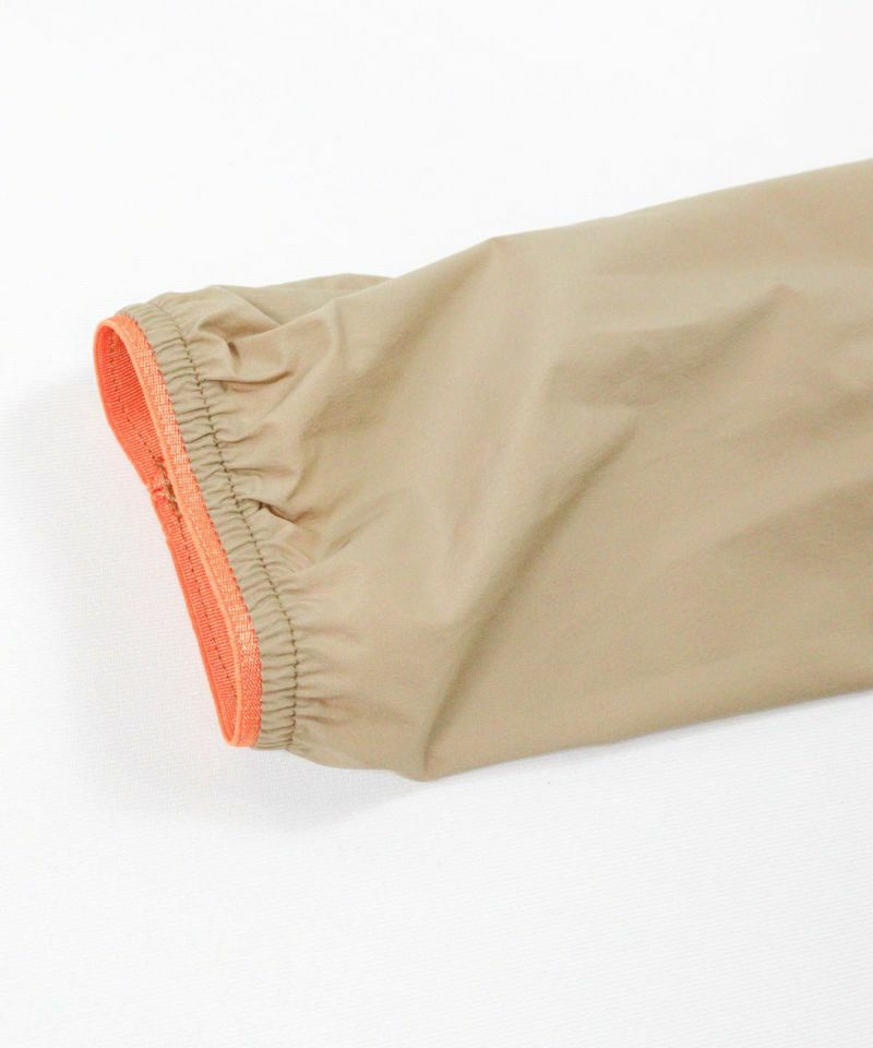 アルチビオのパーカー