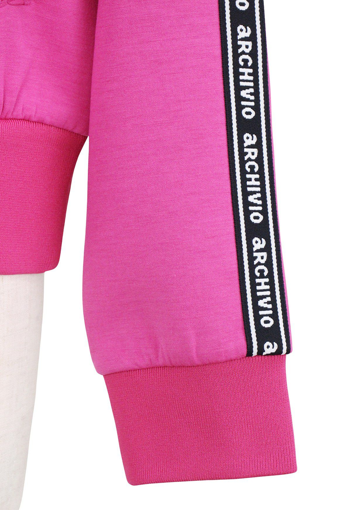 アルチビオのブルゾン