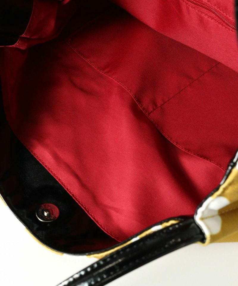 スタジオピッコーネのトートバッグ