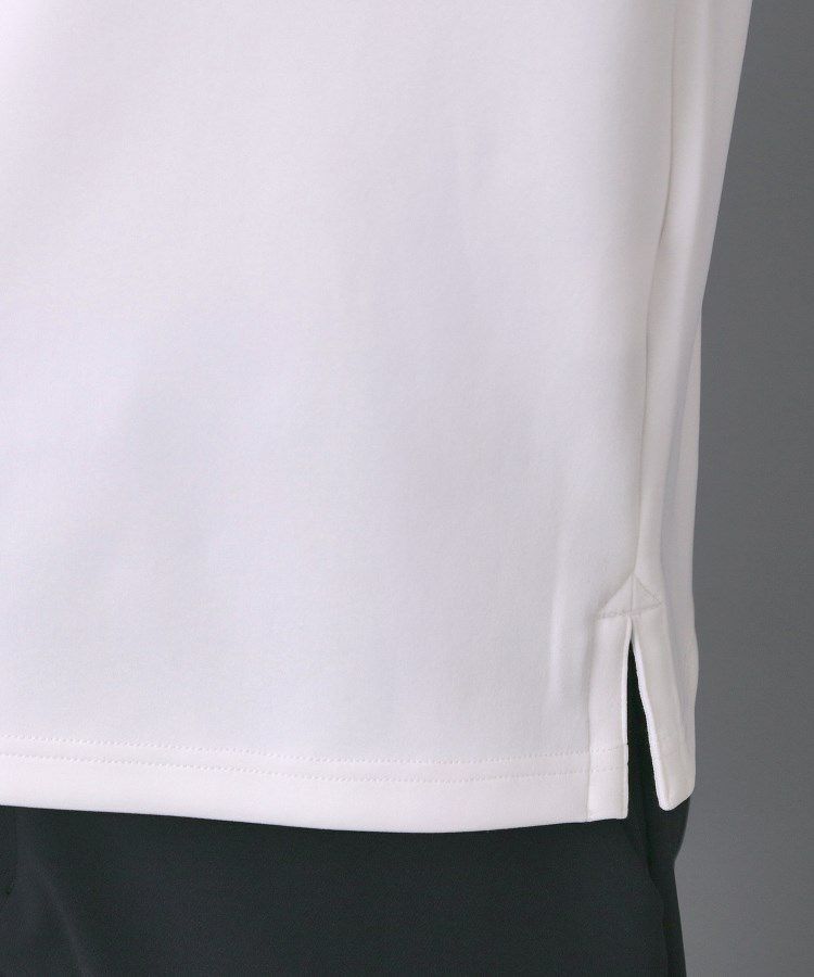 アダバットのハイネックシャツ