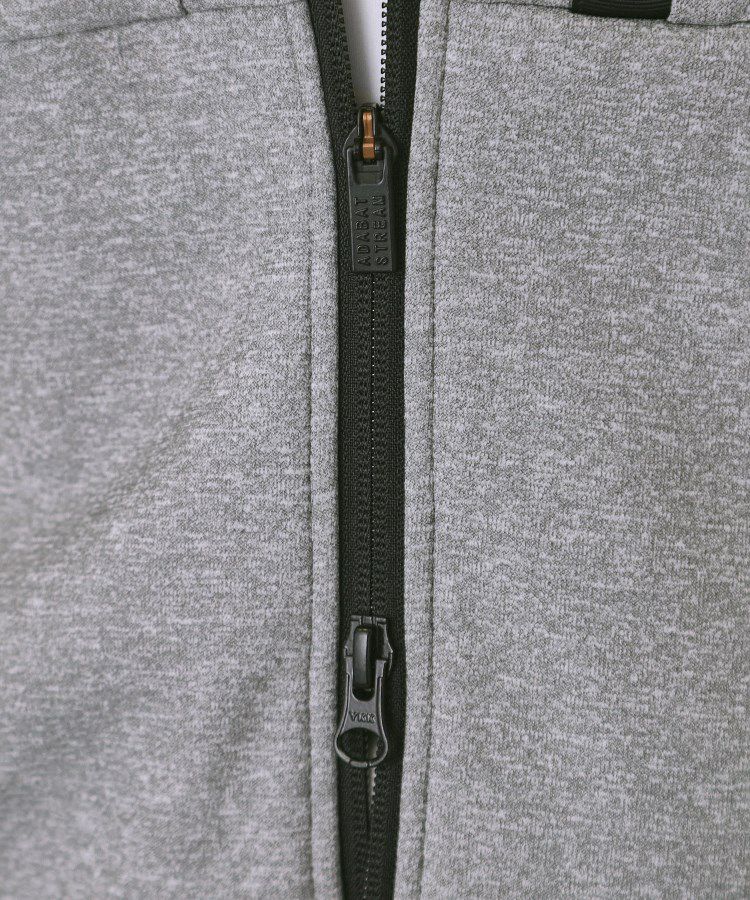 アダバットのブルゾン