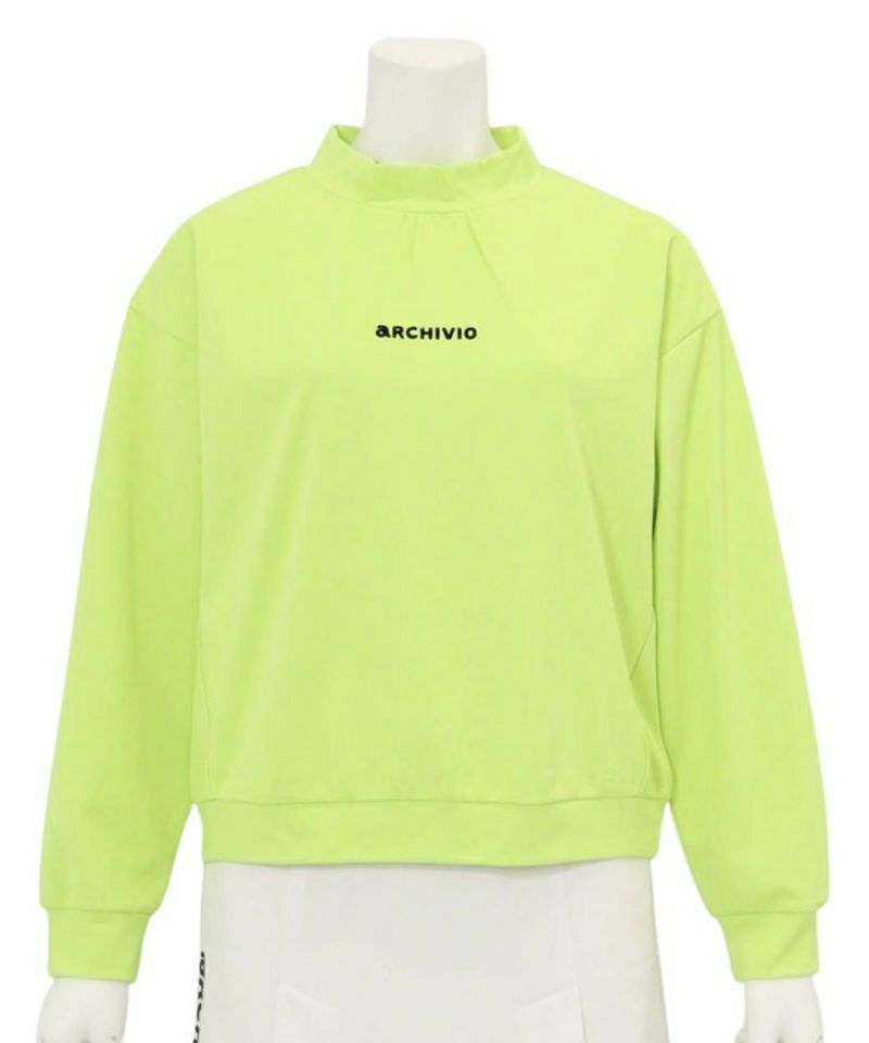 アルチビオのハイネックシャツ