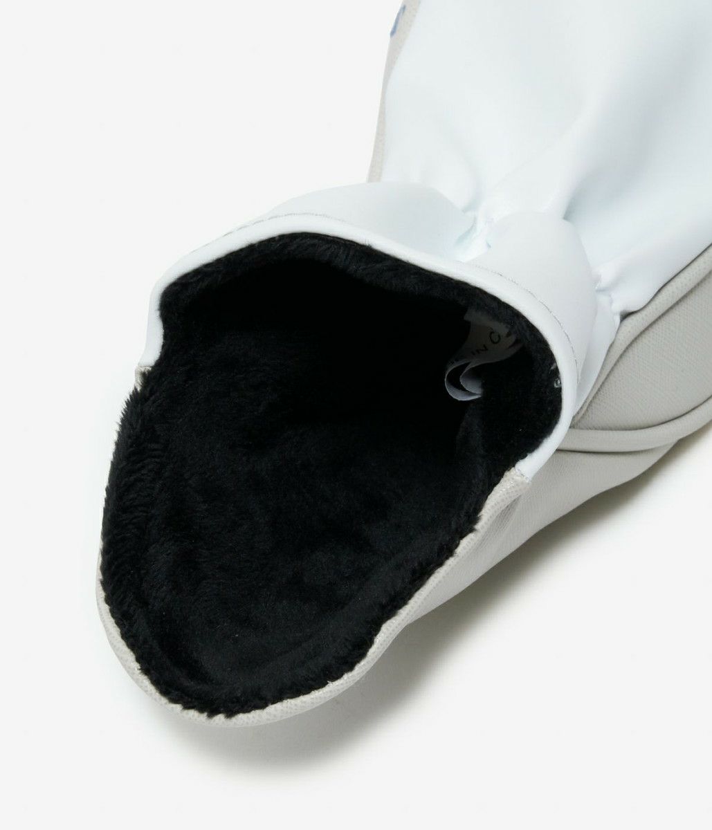 TFW49のヘッドカバー