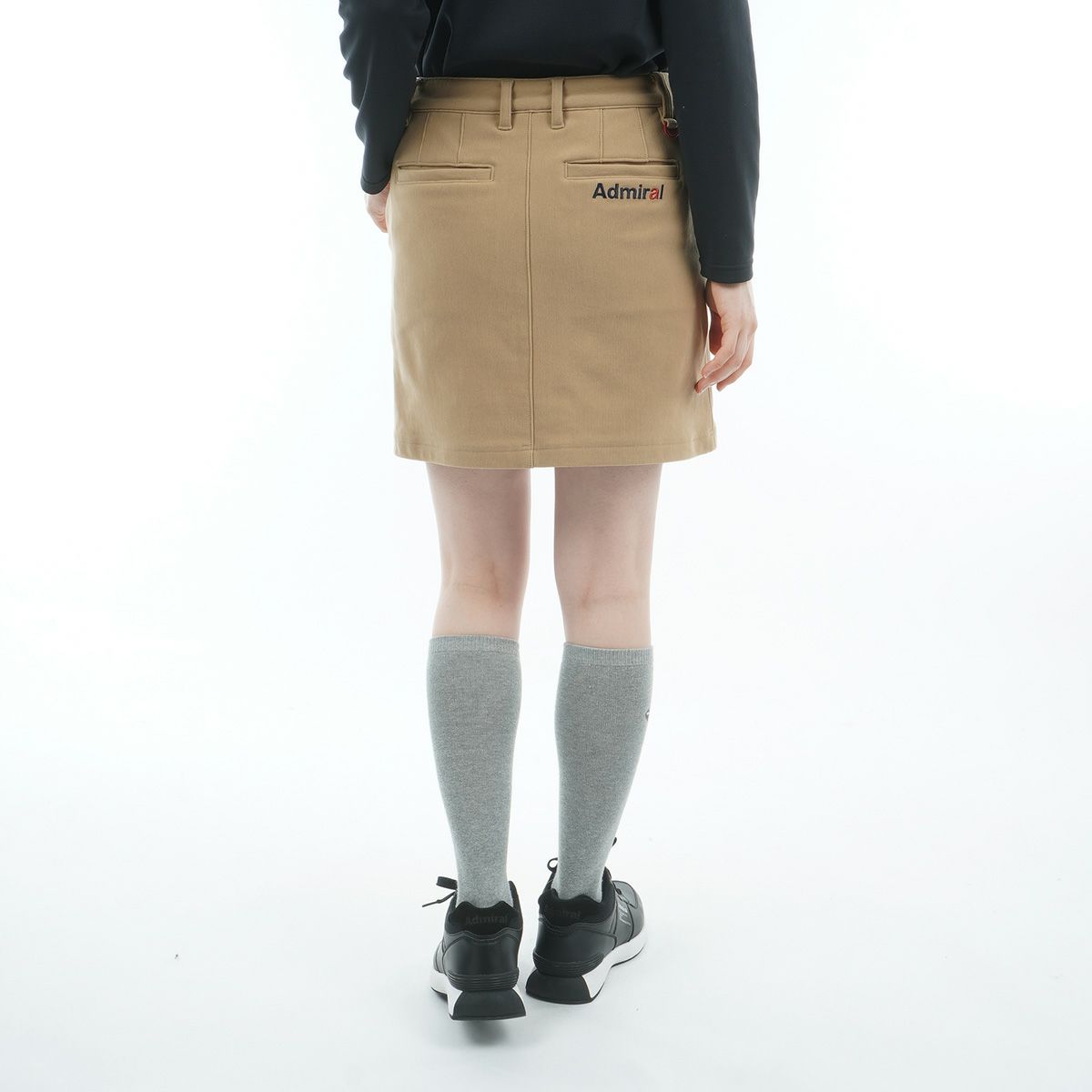 アドミラルゴルフのスカート
