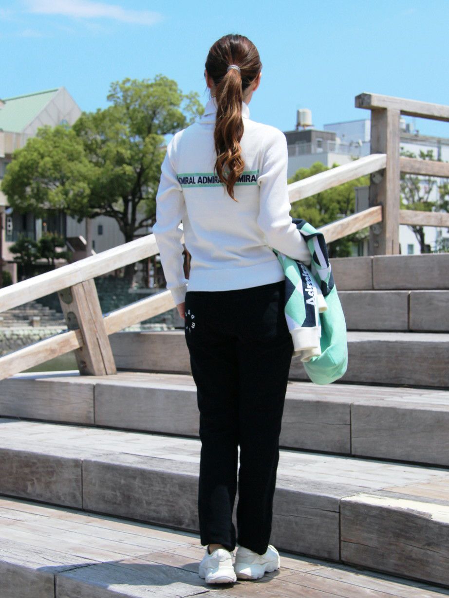 アドミラルゴルフのパンツ