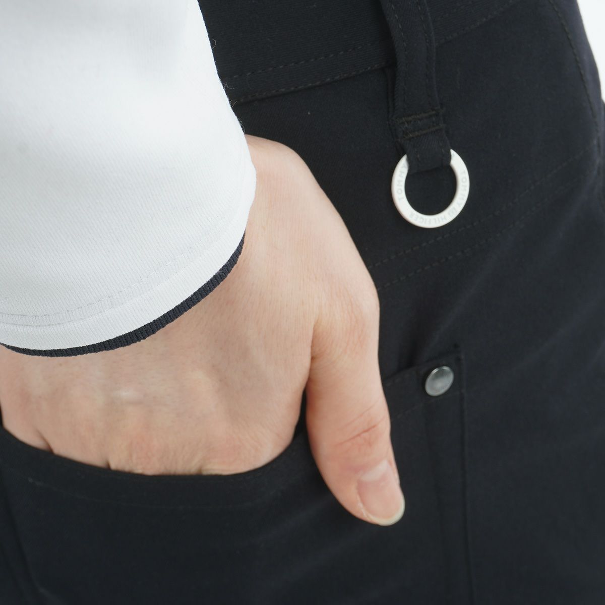 トミーヒルフィガーゴルフ日本正規品のパンツ