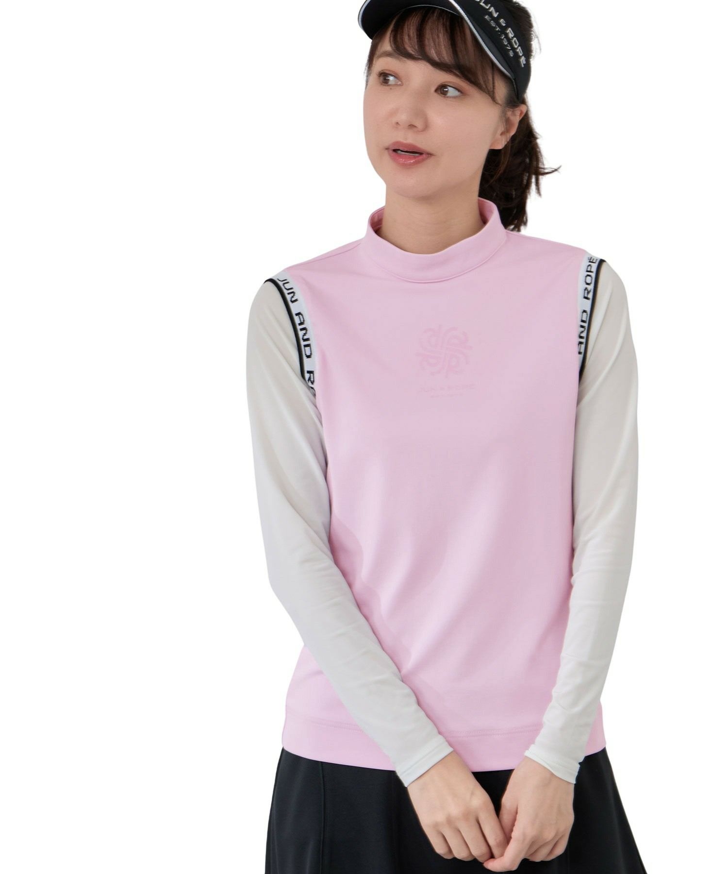 ジュン＆ロペのハイネックシャツ