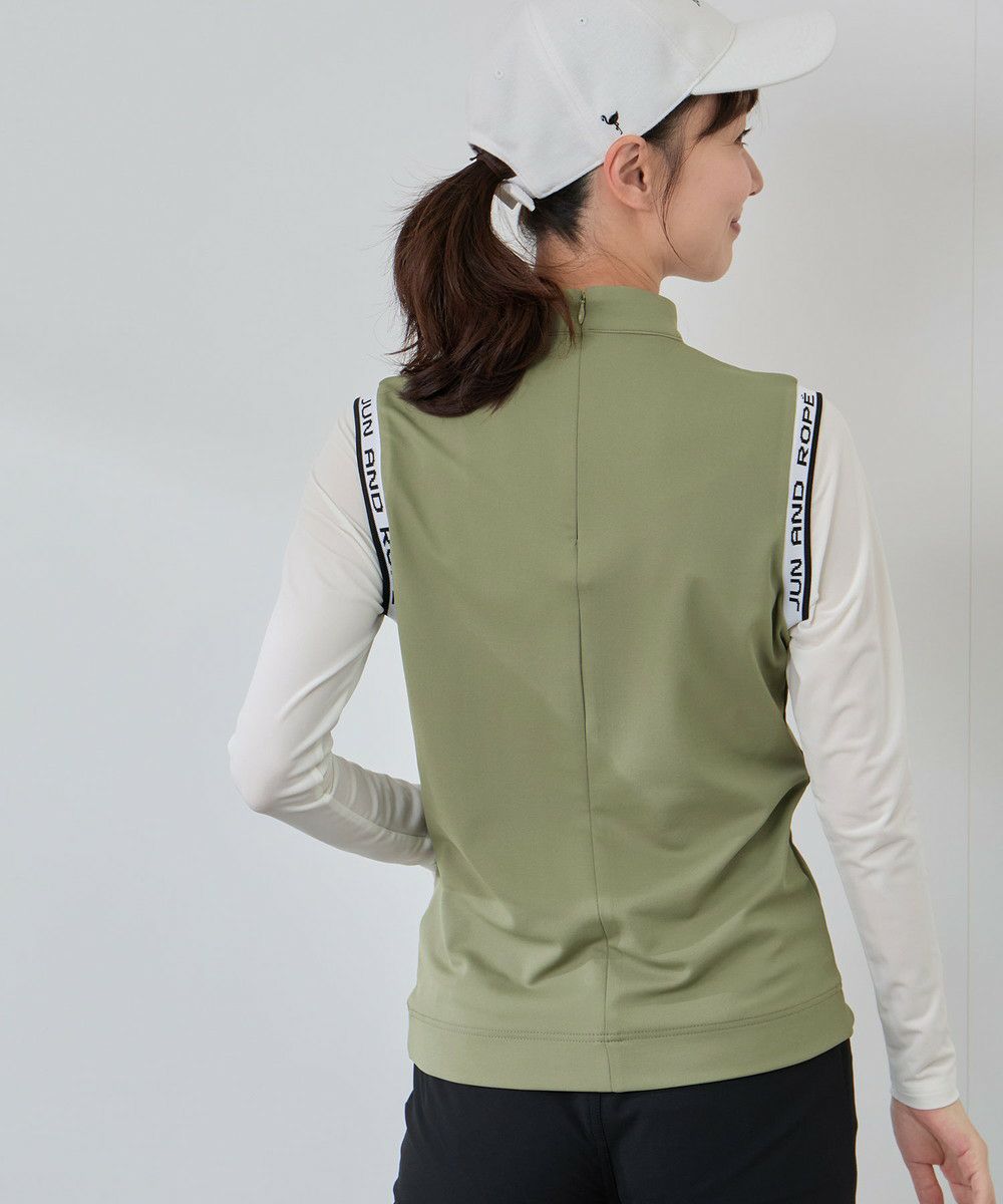 ジュン＆ロペのハイネックシャツ