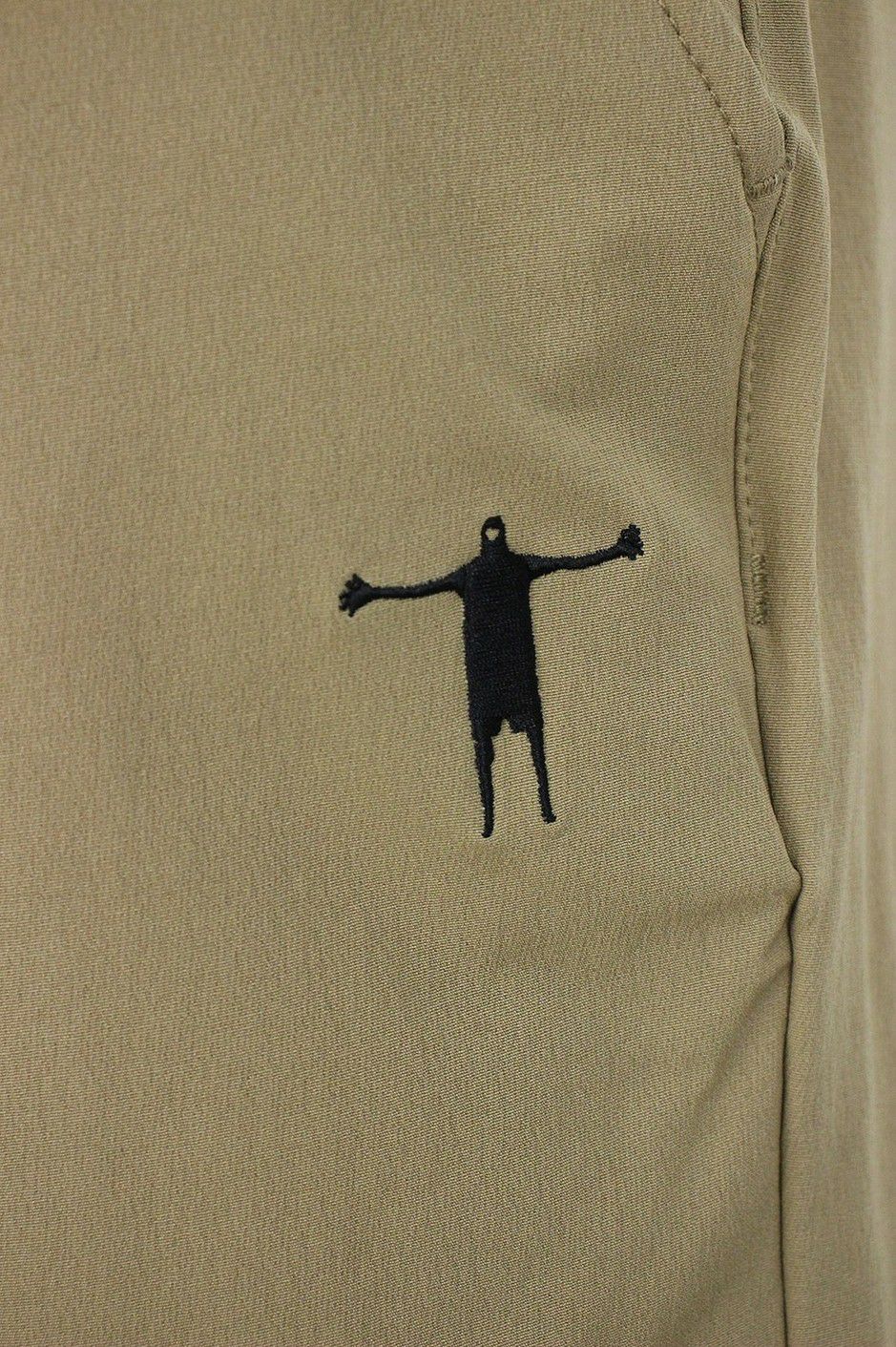 ティーマックのロングパンツ