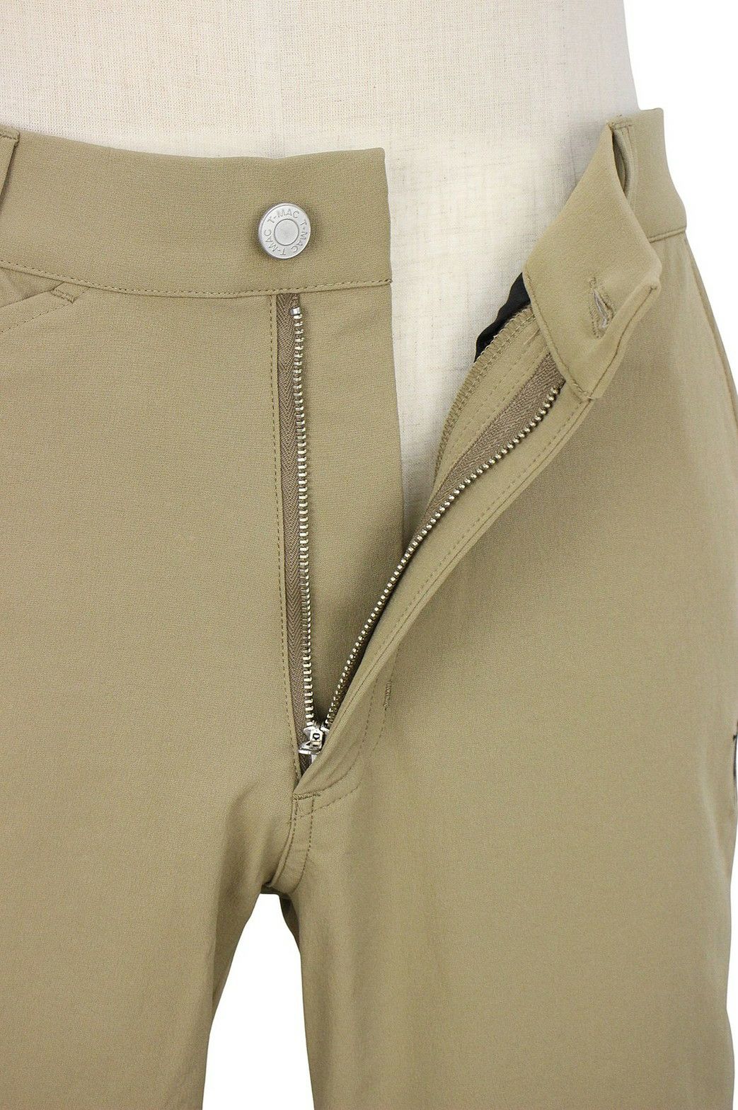 ティーマックのロングパンツ