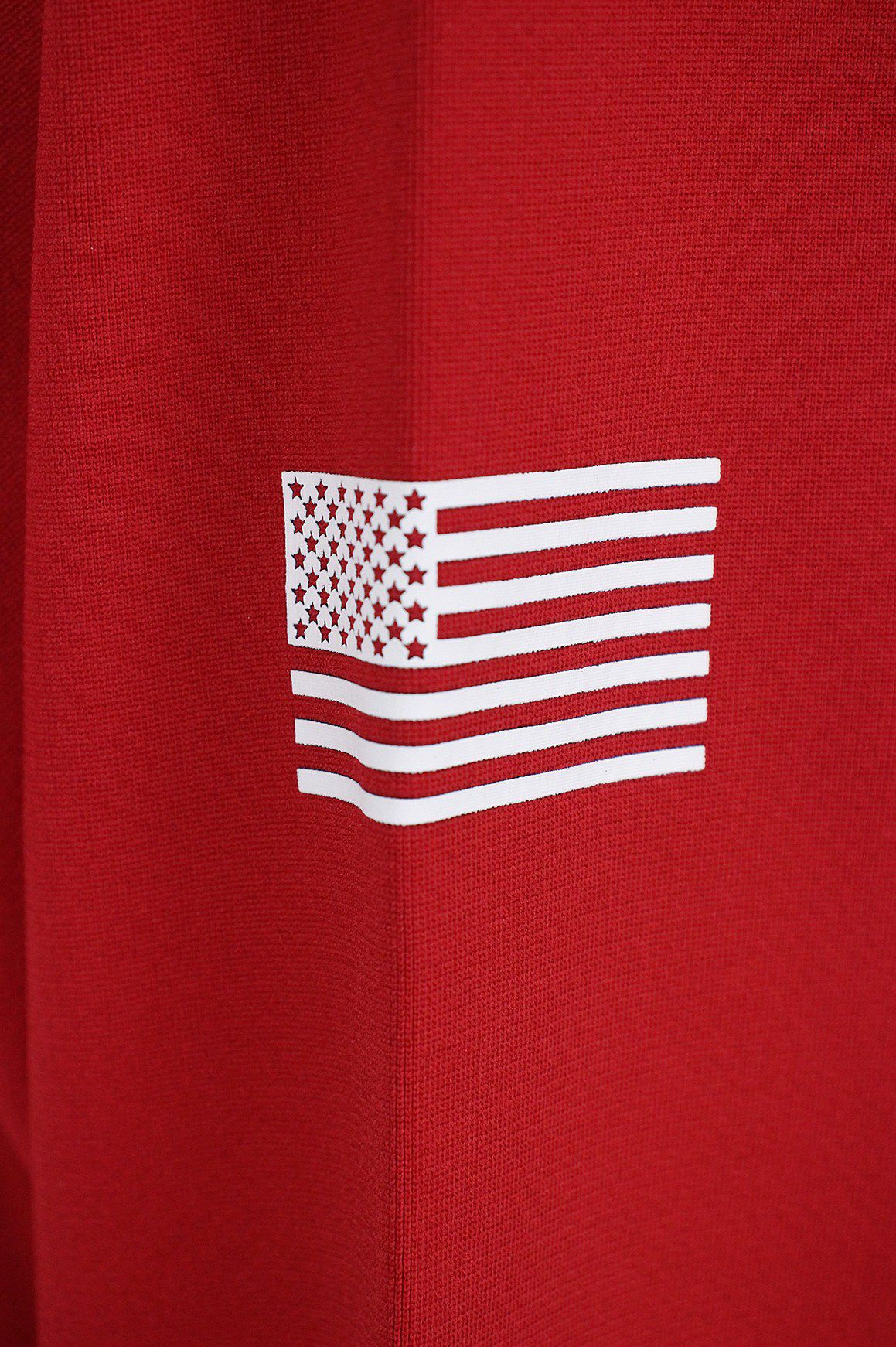 ティーマックのハイネックシャツ