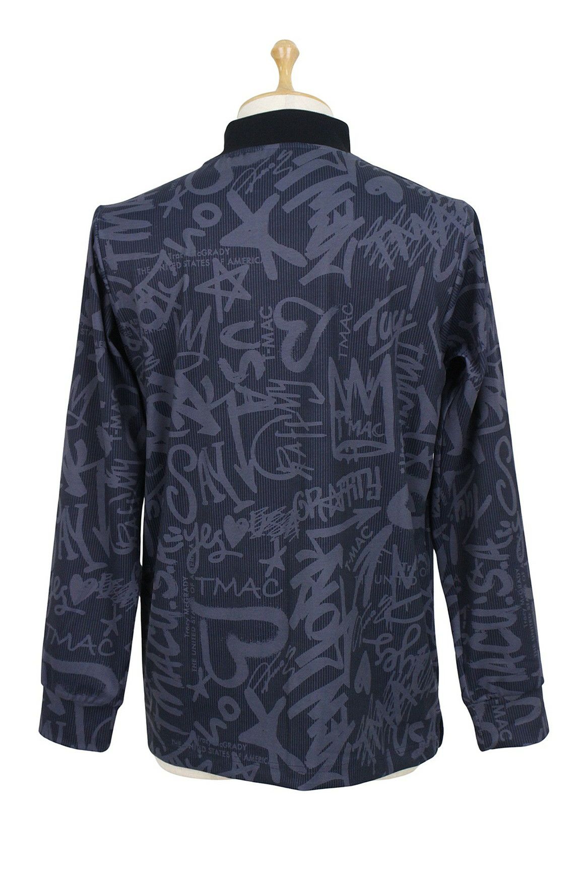 ティーマックのハイネックシャツ