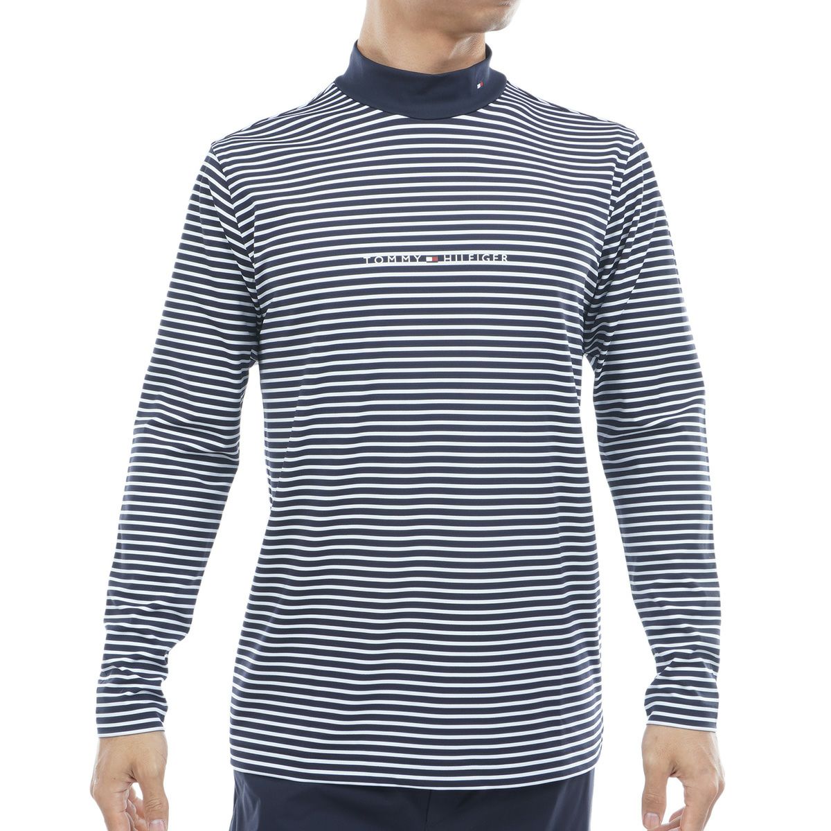 トミーヒルフィガーのハイネックシャツ