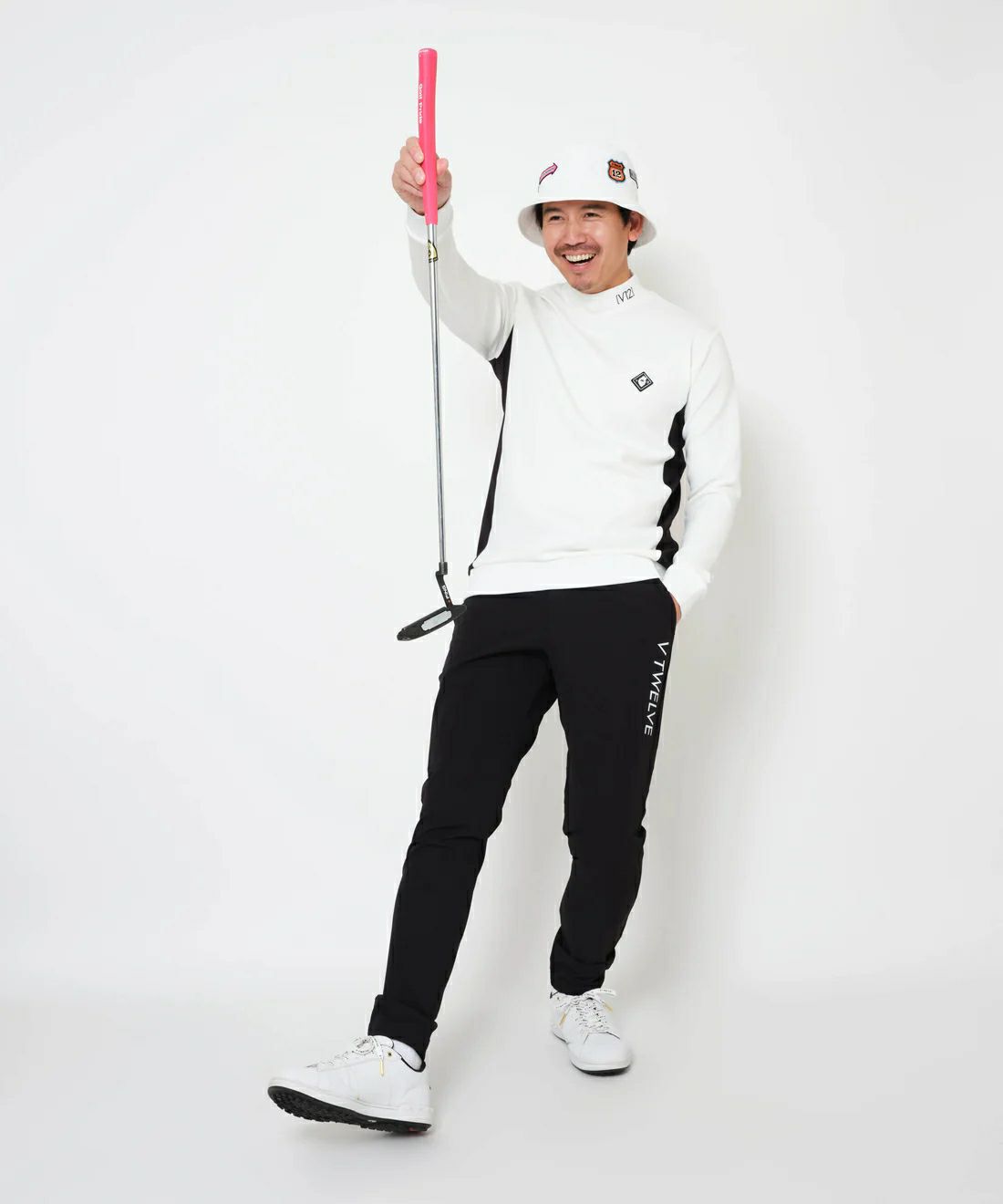 V12ゴルフのトレーナー