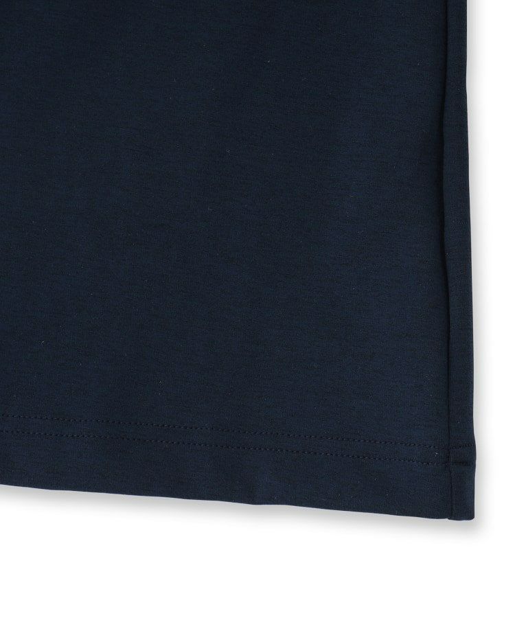 アダバットのハイネックシャツ