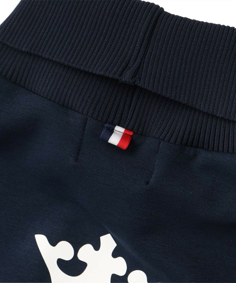 アダバットのハイネックシャツ