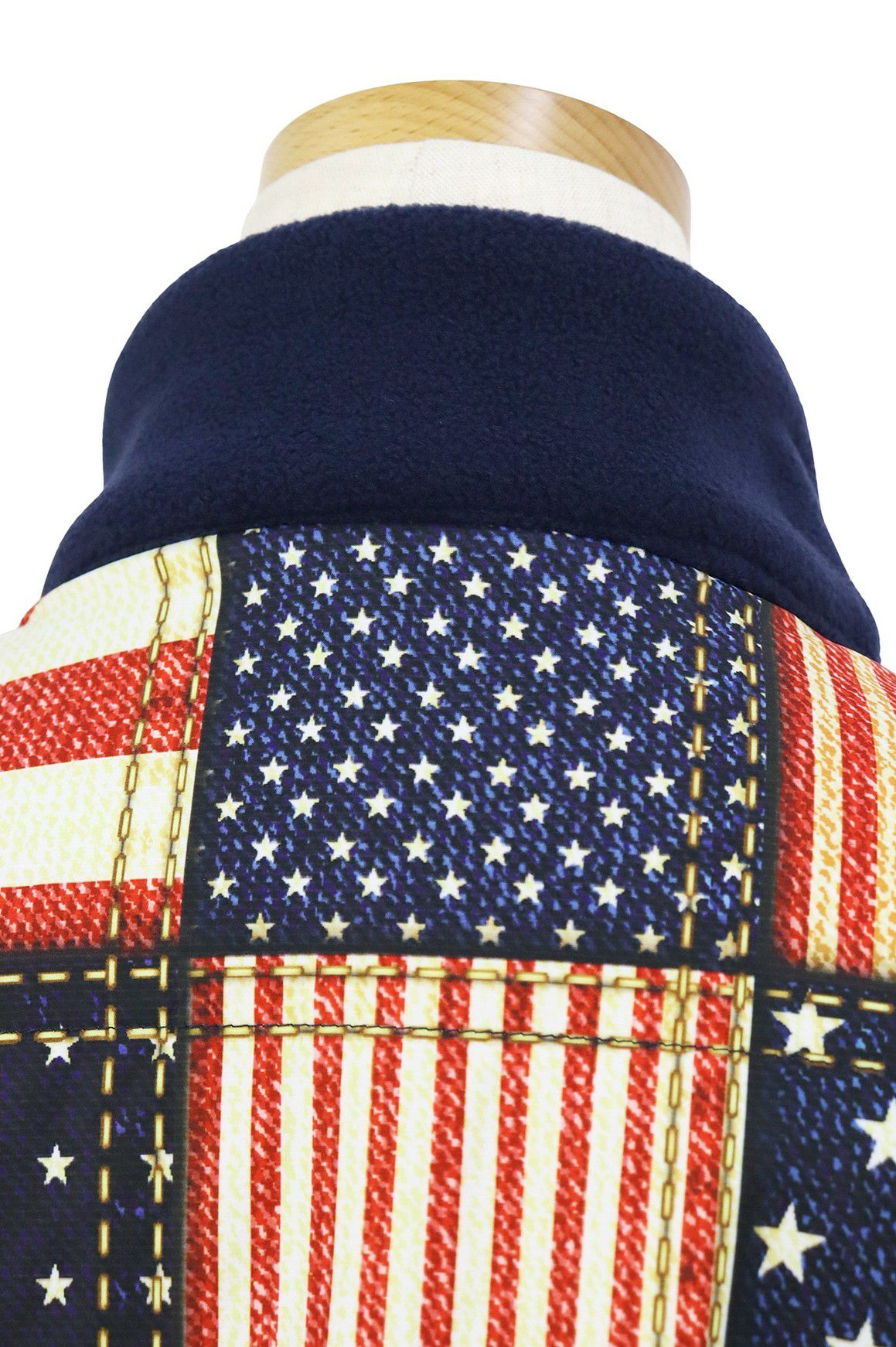 ラウドマウスのブルゾン