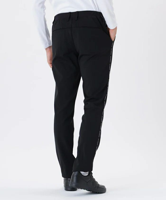 ニューバランスゴルフのロングパンツ