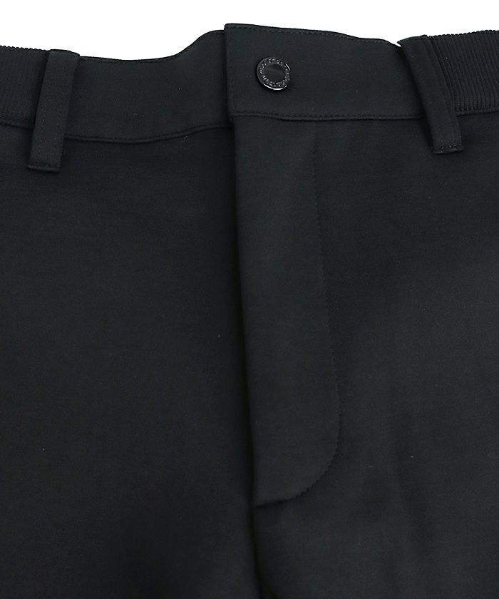 ニューバランスゴルフのロングパンツ