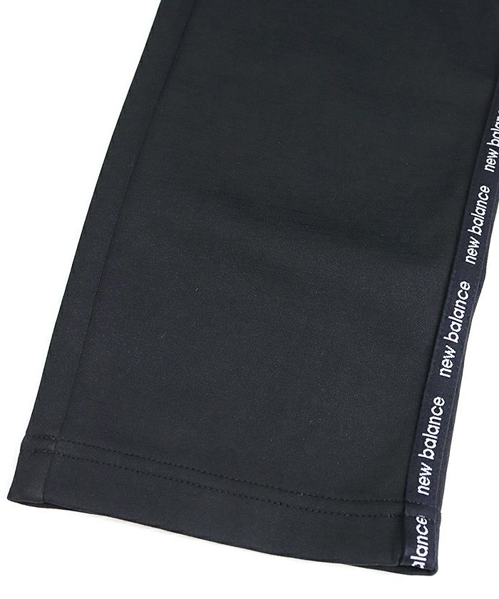 ニューバランスゴルフのロングパンツ