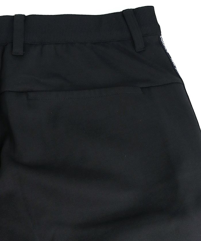 ニューバランスゴルフのロングパンツ