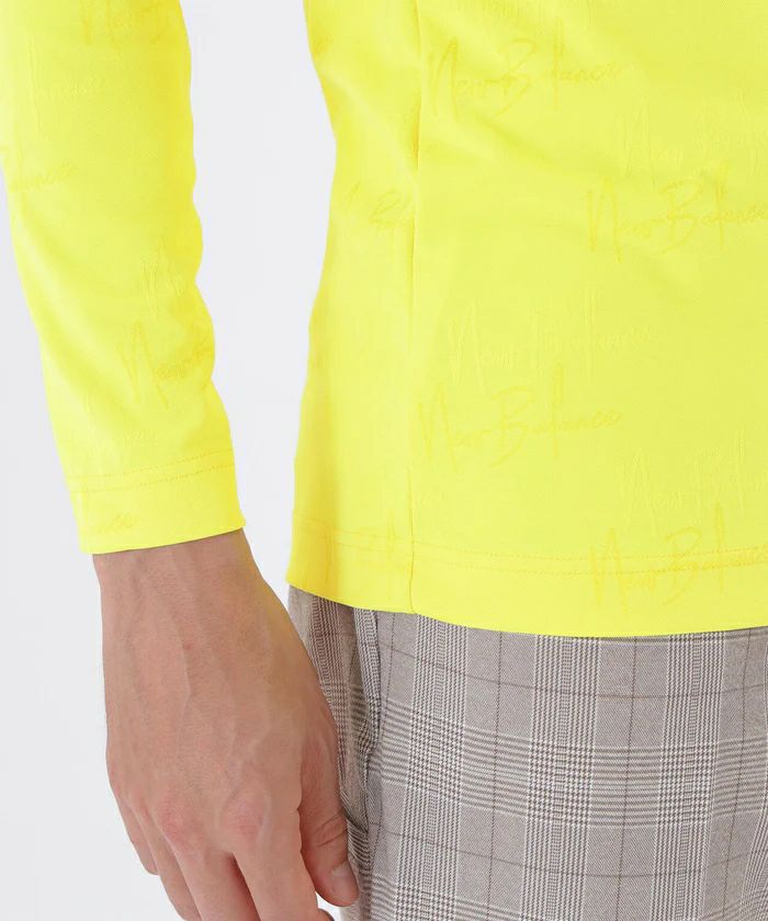 ニューバランスゴルフのハイネックシャツ