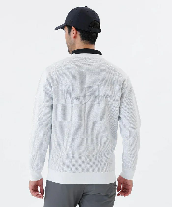 ニューバランスのセーター