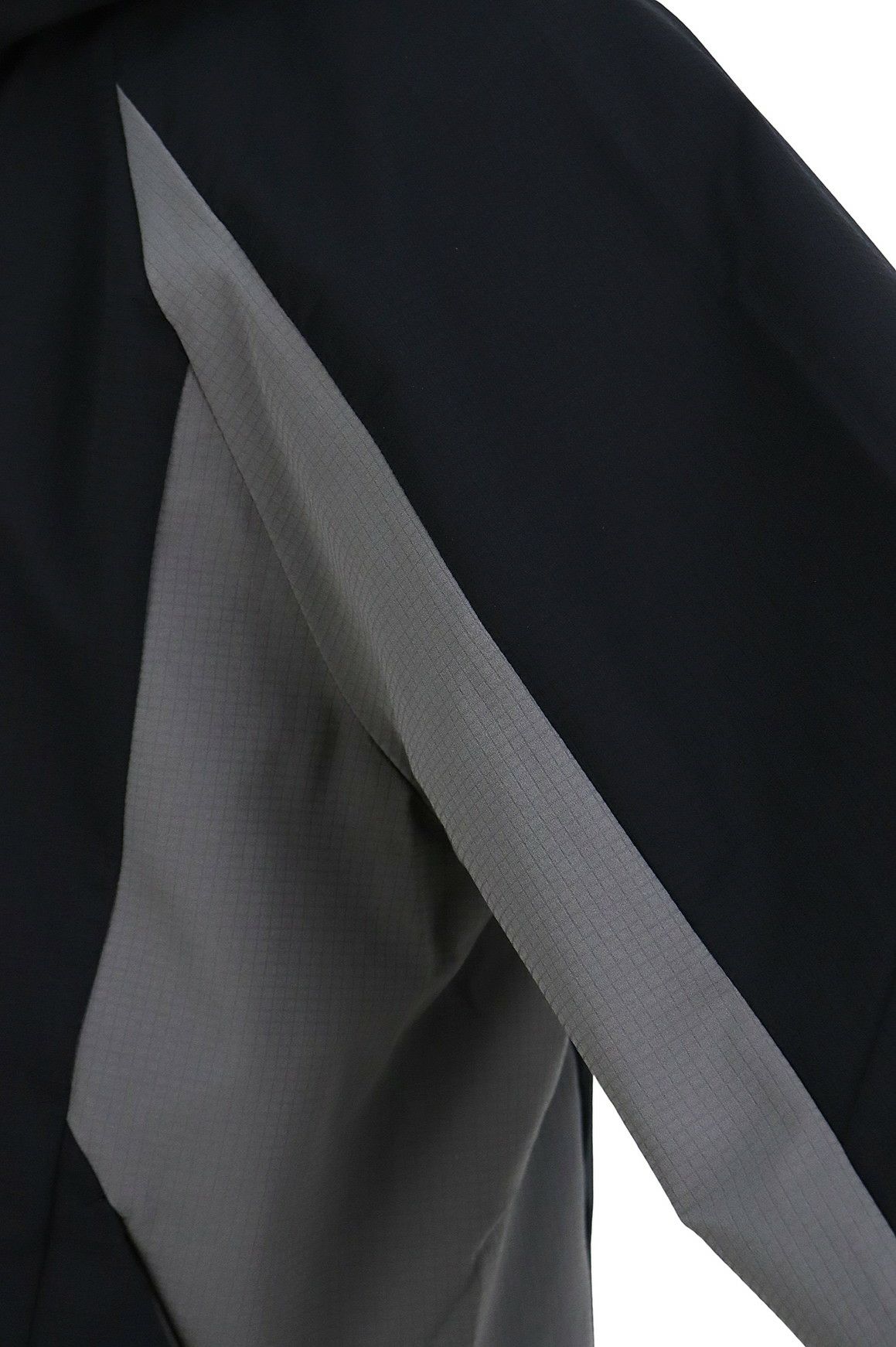 ニューバランスゴルフのブルゾン