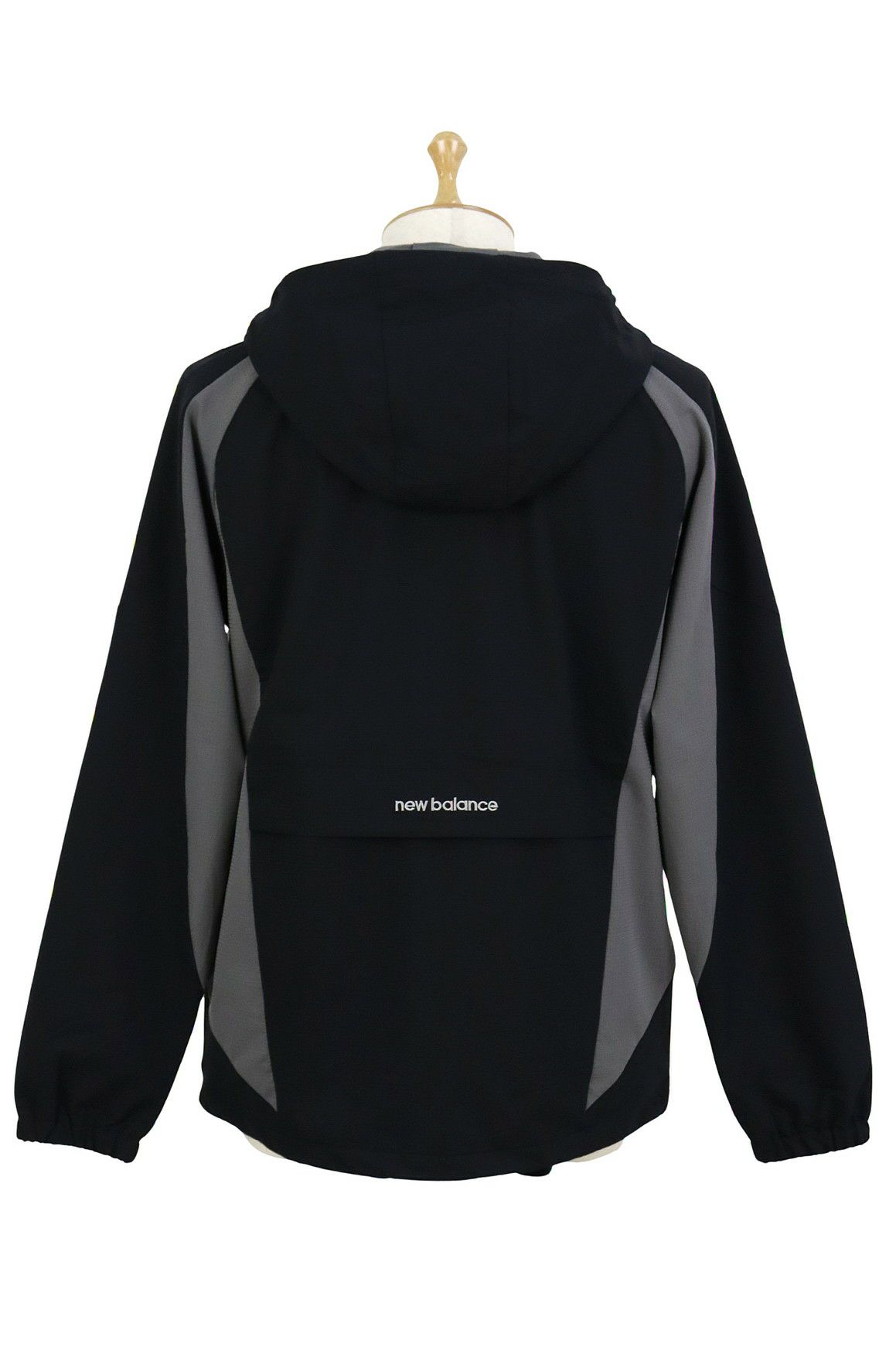 ニューバランスゴルフのブルゾン