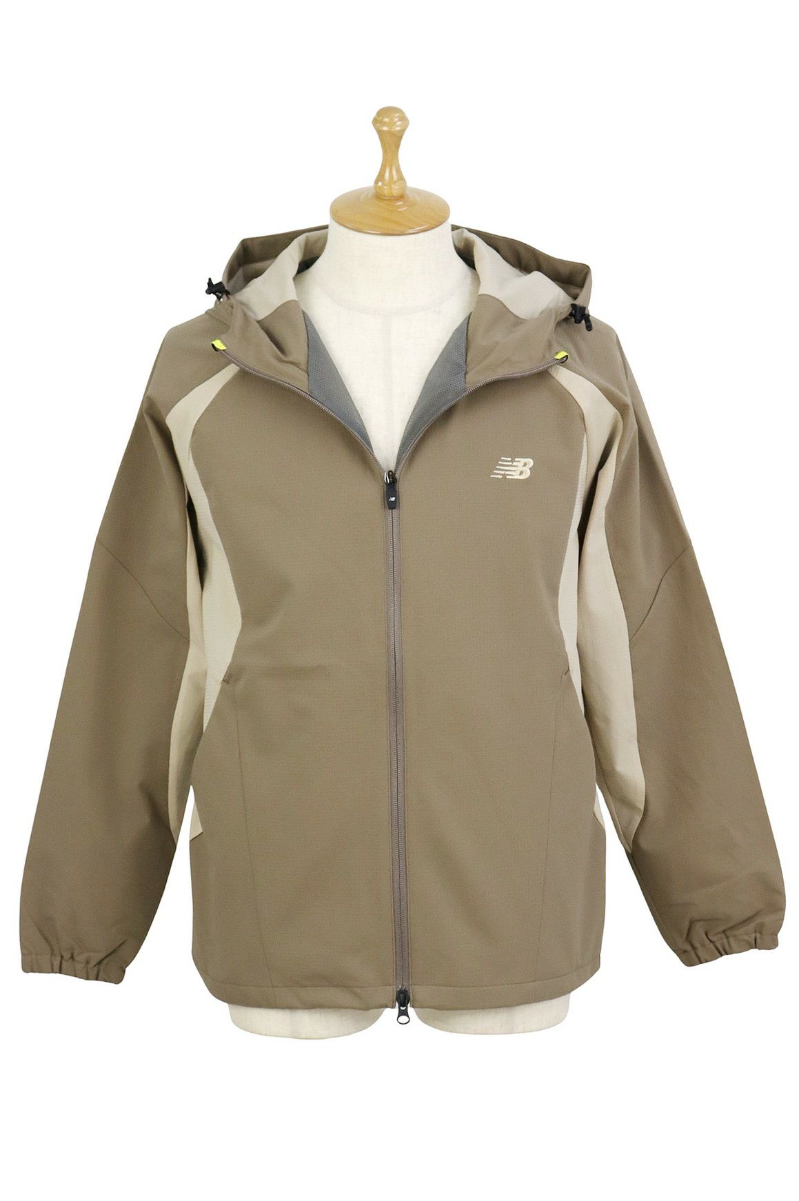 ニューバランスゴルフのブルゾン