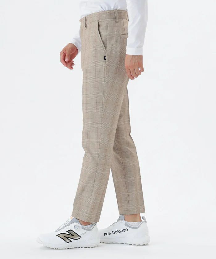 ニューバランスゴルフのパンツ