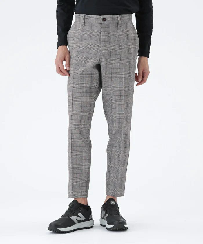 ニューバランスゴルフのパンツ