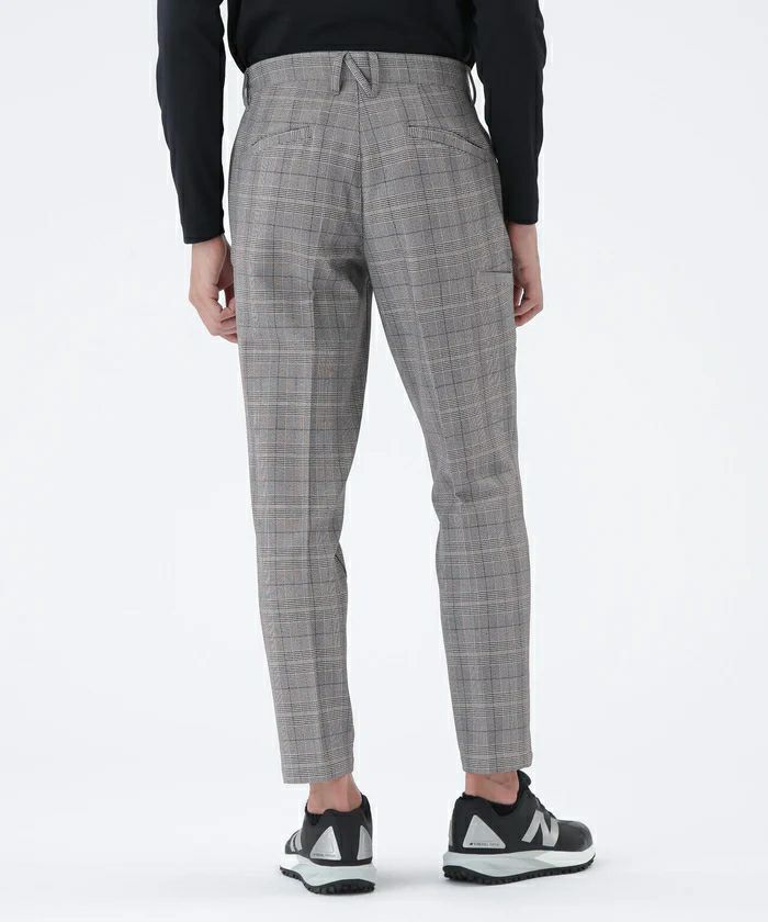 ニューバランスゴルフのパンツ