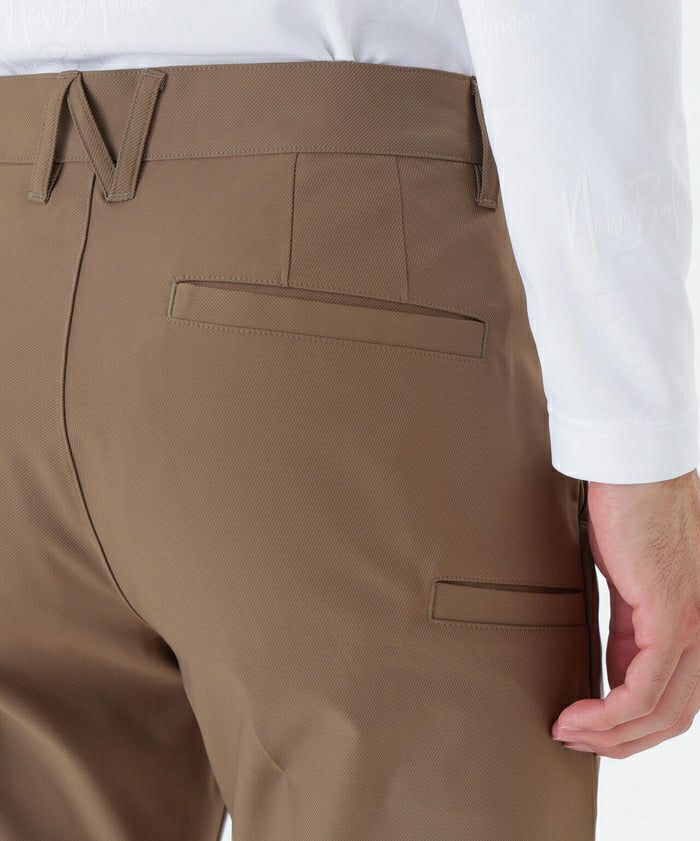 ニューバランスゴルフのパンツ