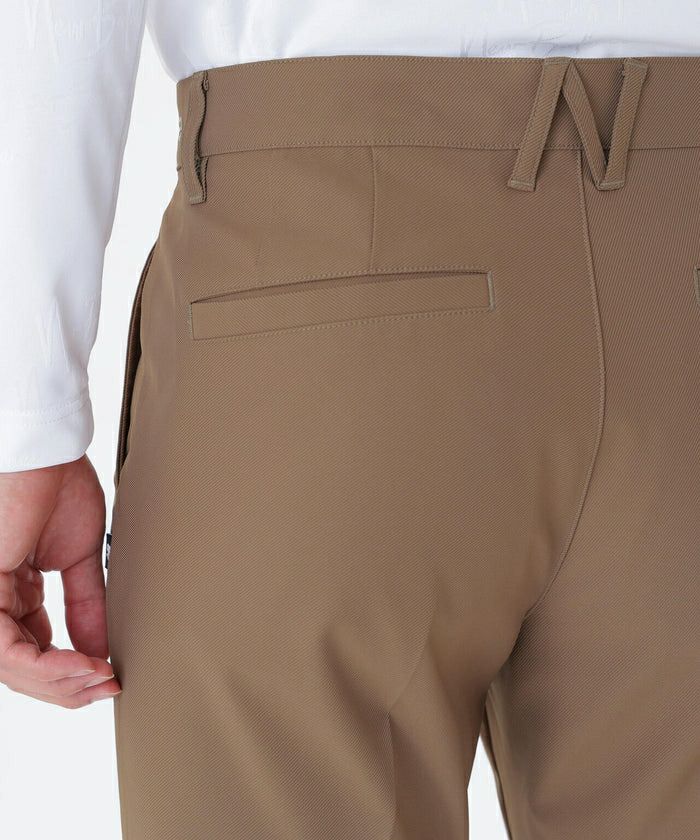 ニューバランスゴルフのパンツ